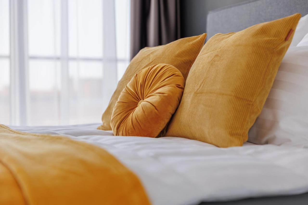 Noir Hotel - Penthouse Apartman Segedyn Zewnętrze zdjęcie