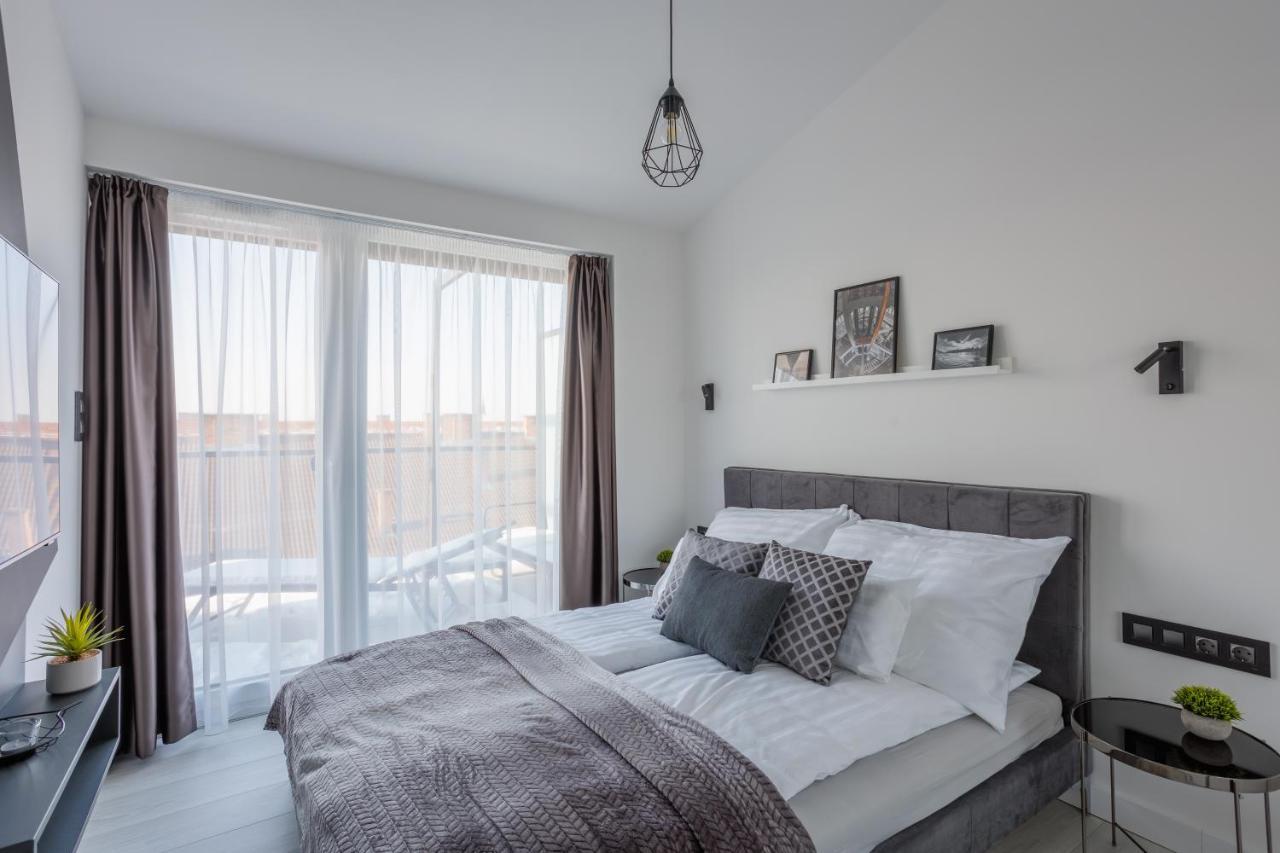 Noir Hotel - Penthouse Apartman Segedyn Zewnętrze zdjęcie