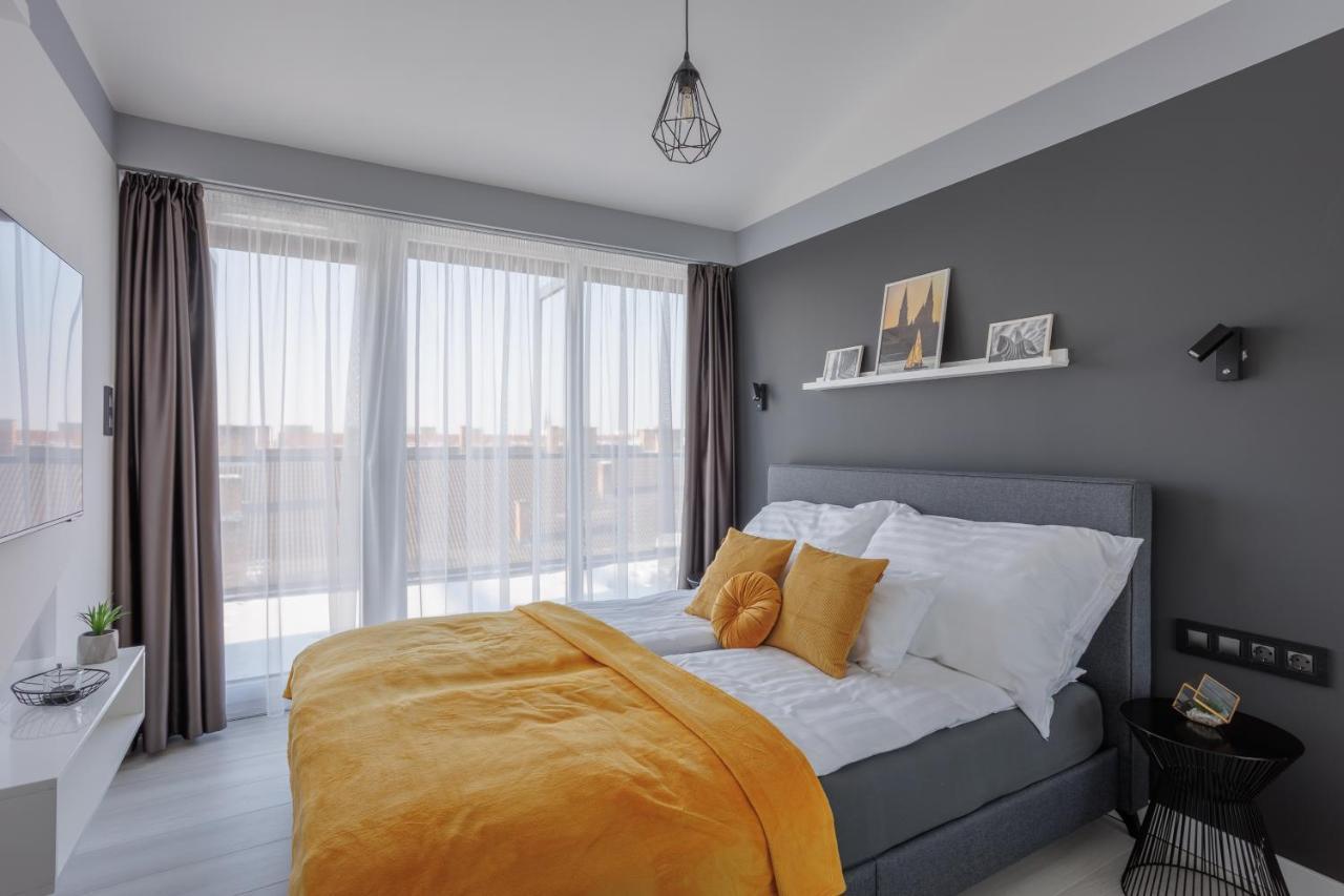 Noir Hotel - Penthouse Apartman Segedyn Zewnętrze zdjęcie